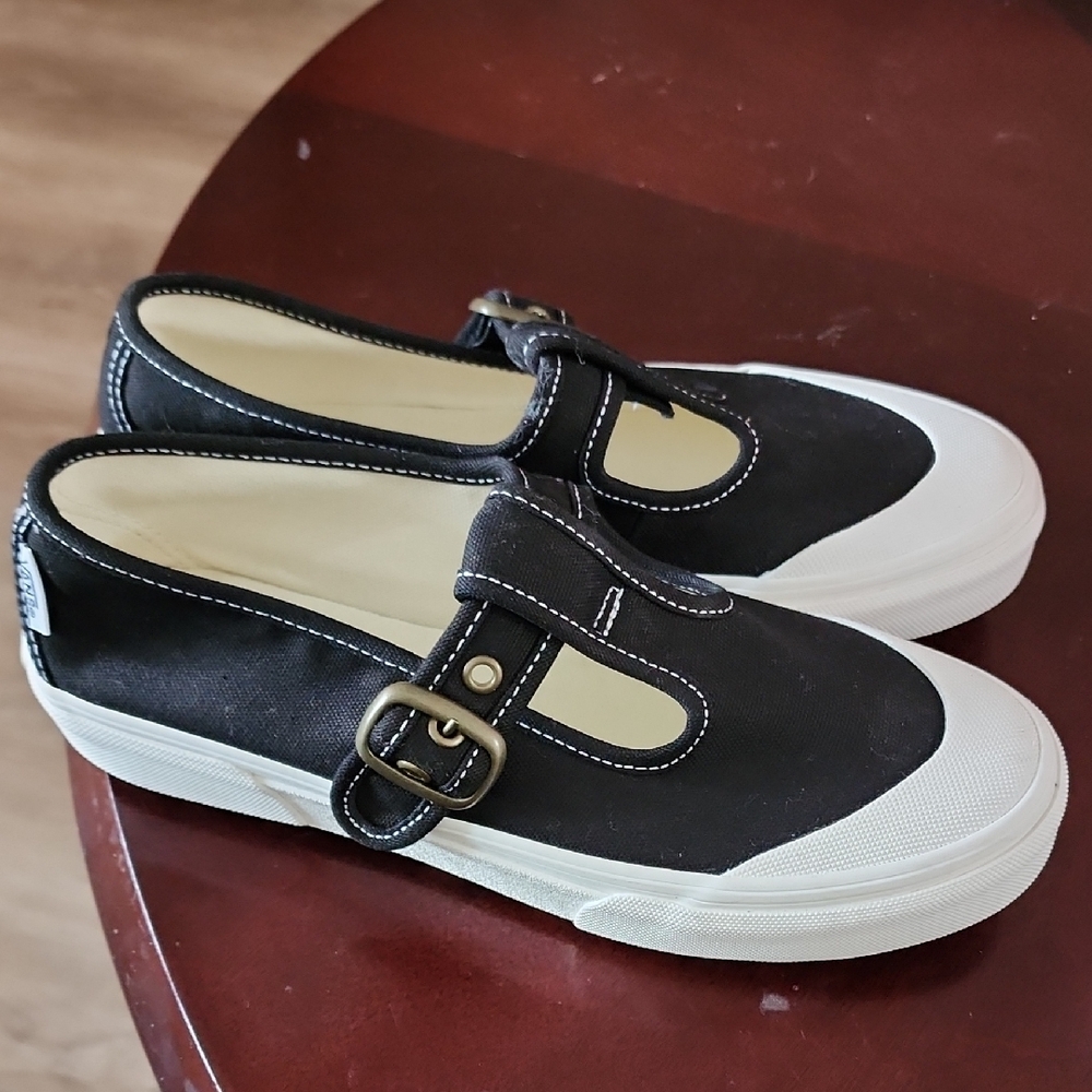 Vans Black and White Mary Jane Sneakers - Picture 7 of 11